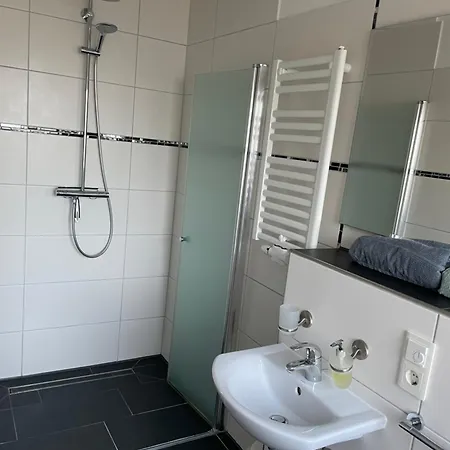 Apartment Mit Fussbodenheizung Nahe Messe, Gratis Parkplatz Und Abstellplatz E - Bike Hannover